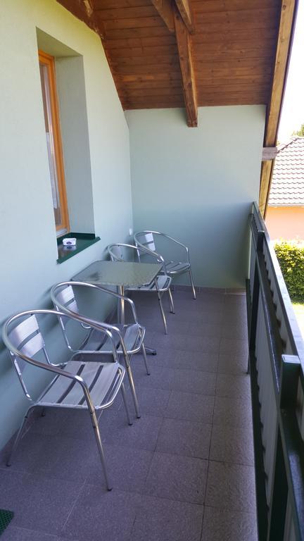 Apartman Nora Ii. Bük エクステリア 写真